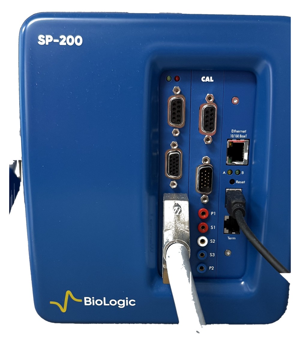 전기화학 분석 장비 (BioLogic SP-200)